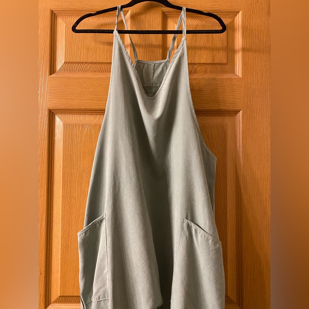 Jumper in sage green